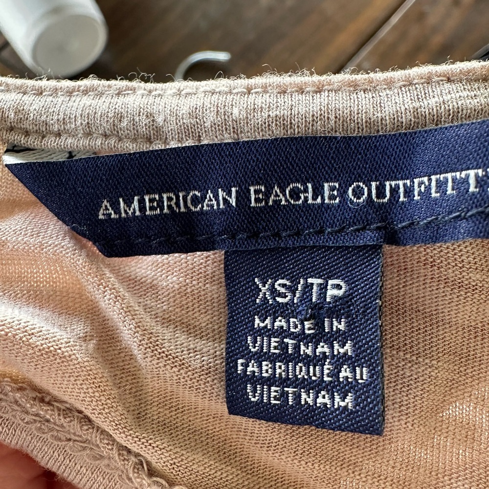 American Eagle Outfitters Beige Top - Picture 3 of 3